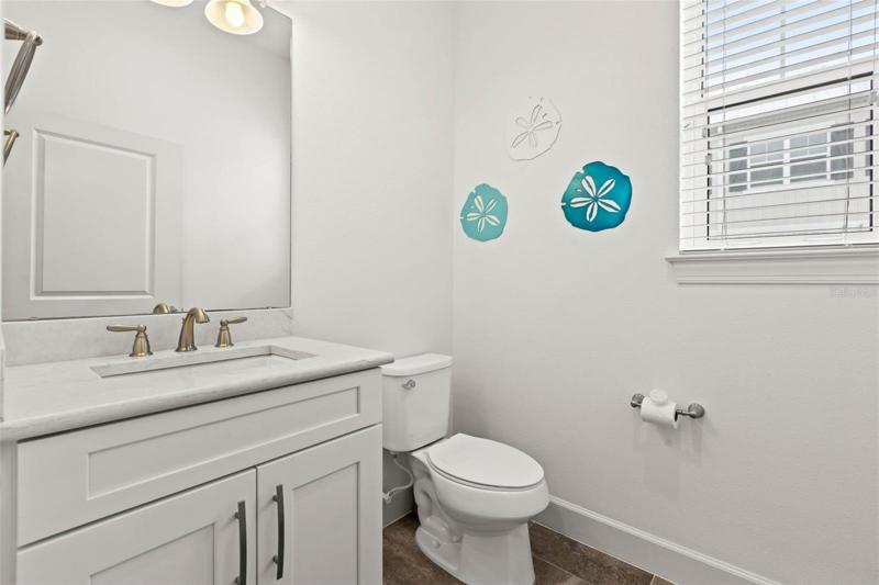 Full size laundry room