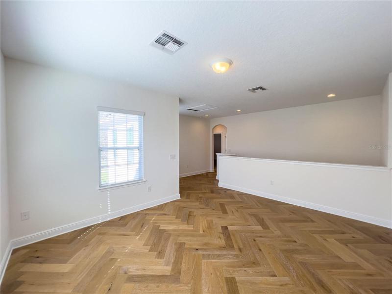 Large Loft/Bonus room