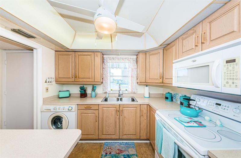 Kitchen with washer