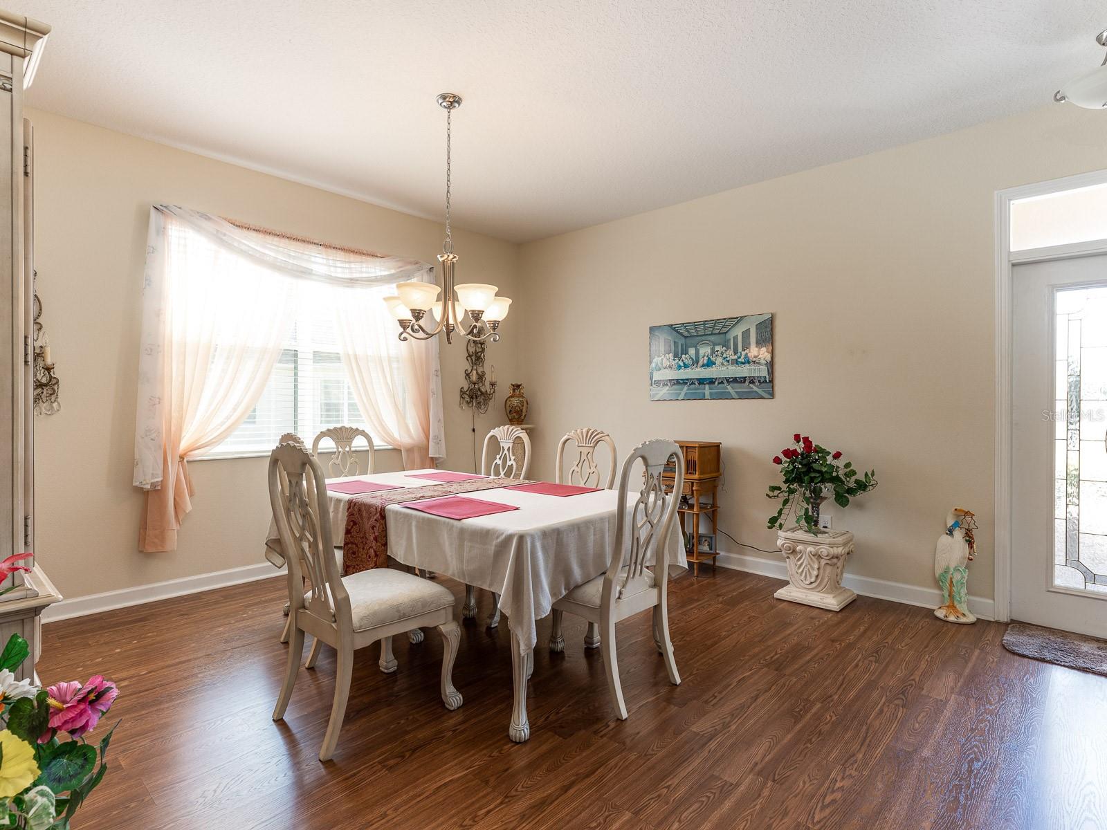 Formal Dining