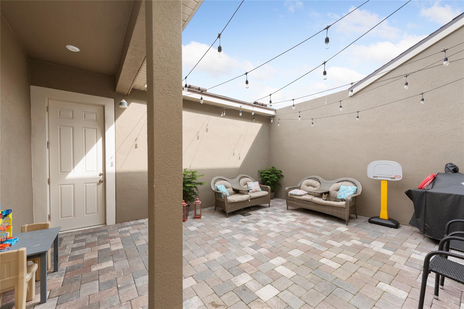 Outdoor private area