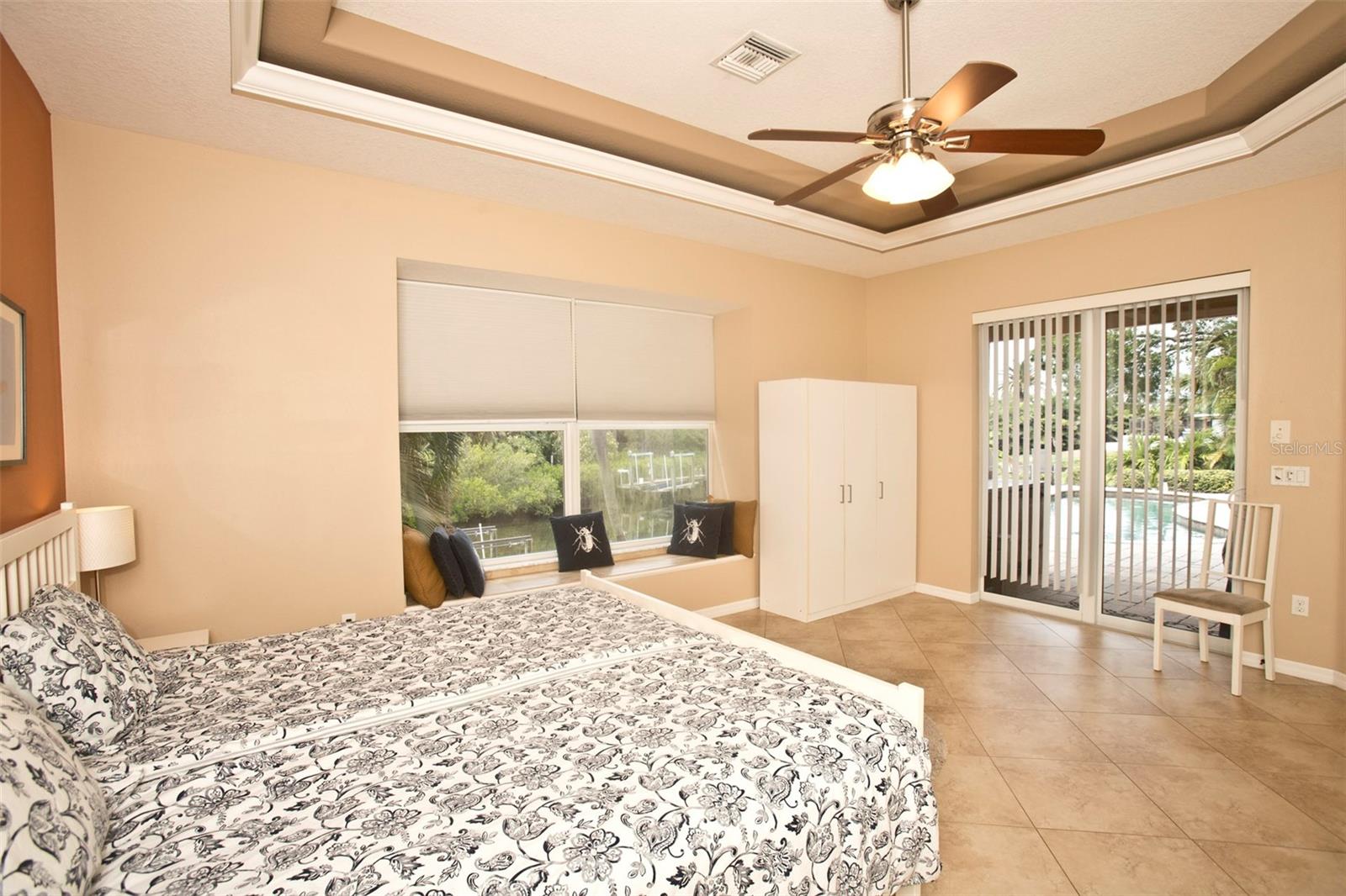 BEDROOM #2