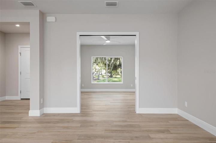 Den Entry