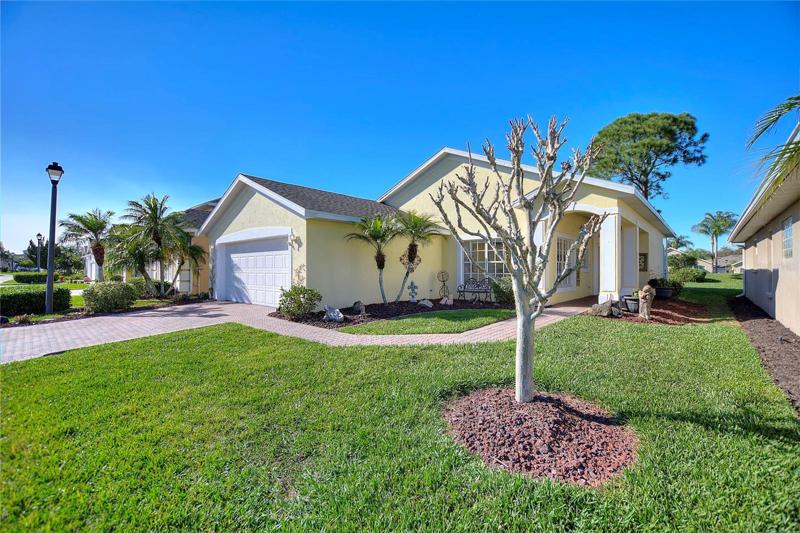 306 High Vista Drive in Ridgewood Lakes