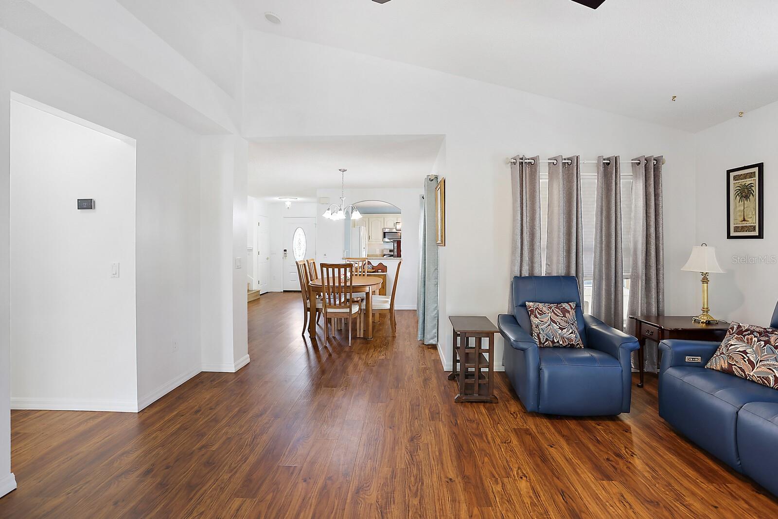 Living &amp; dining area combination