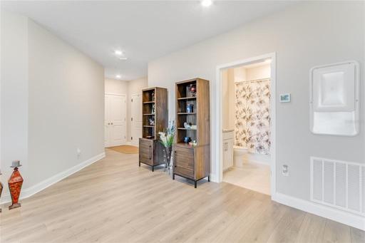 Spacious Foyer/entryway