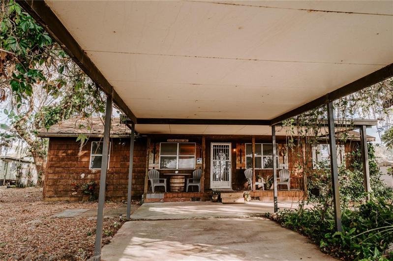 Carport