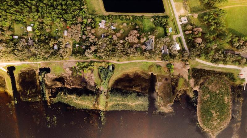 Boathouse/Lake View