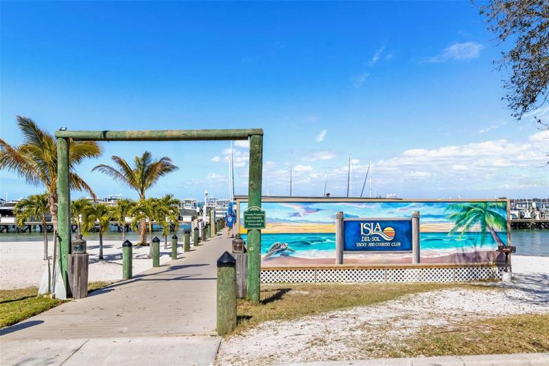 Just a short walk down Sun Blvd is the Isla del Sol Yacht & Country Club with memberships available