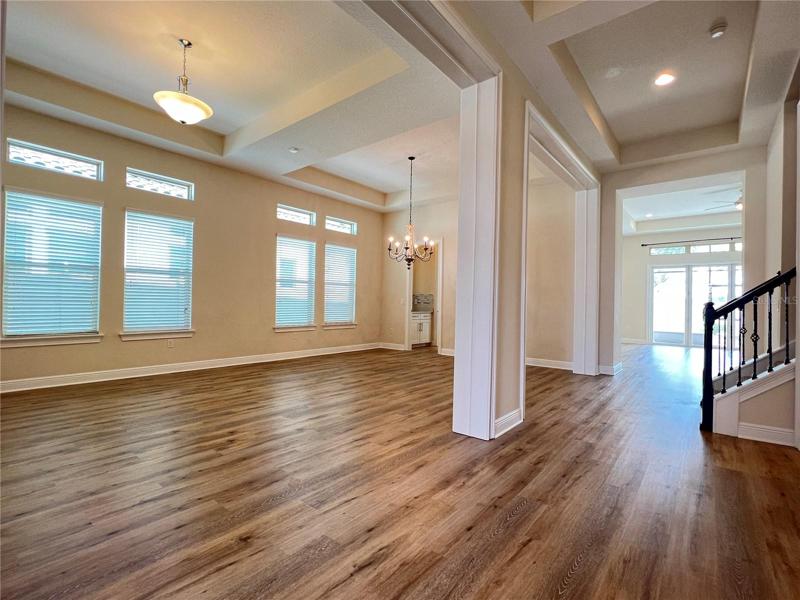 Formal Living & Dining Combo