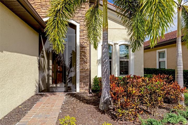 Screened in front entrance
