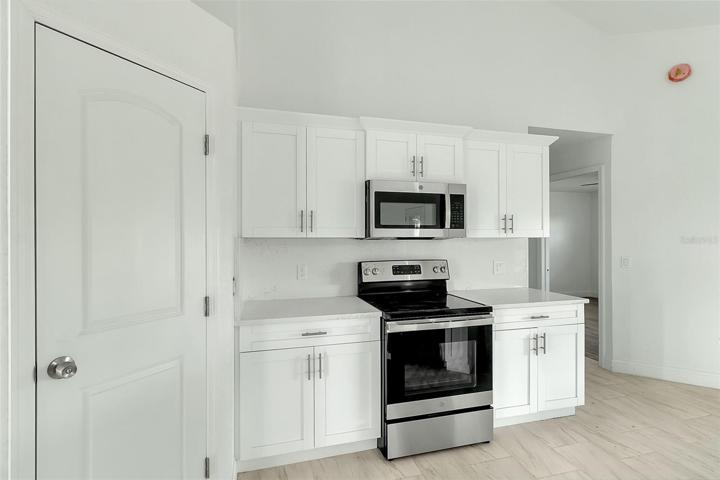 Kitchen sink island