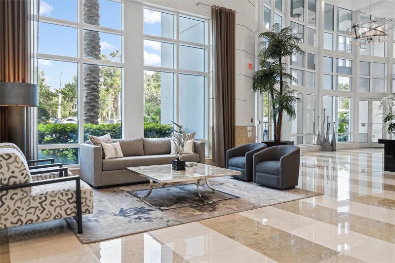 4th floor common area