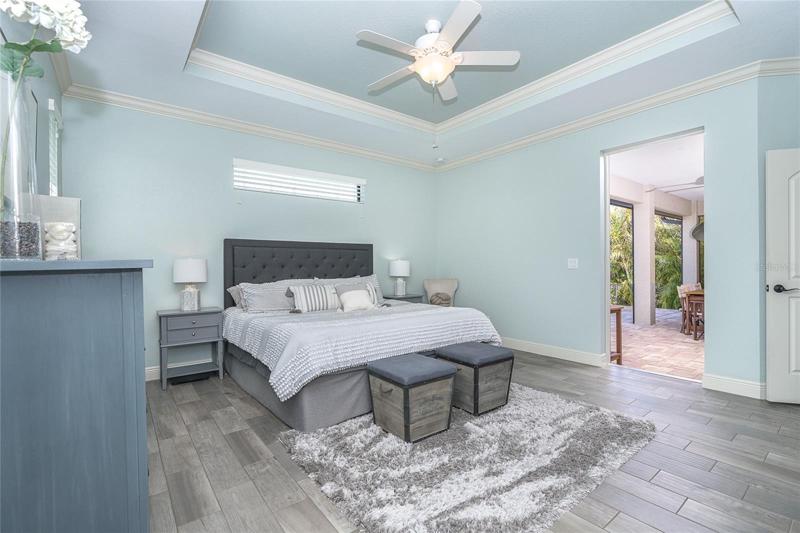 Owners enSuite with door to lanai/outdoor space