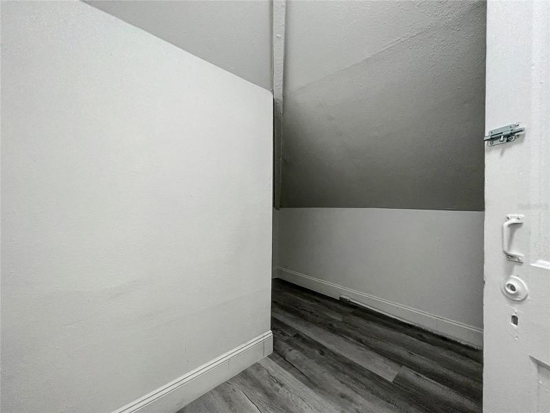 Walk-in closet