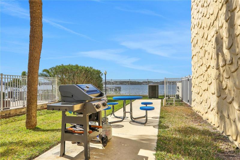 Community Grill