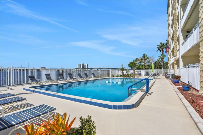 Community Pool 