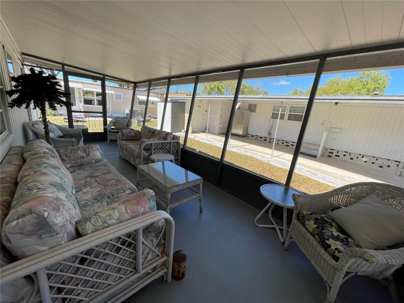 Super comfy screen room.