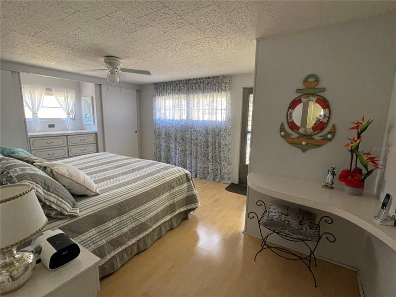 Master bedroom with vanity!