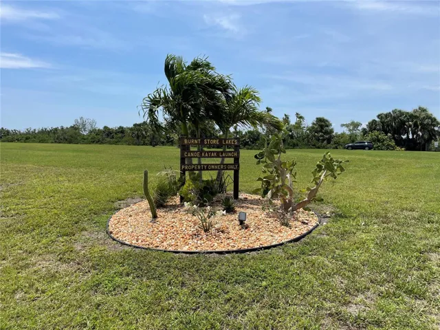 Canoe & kayak Launch