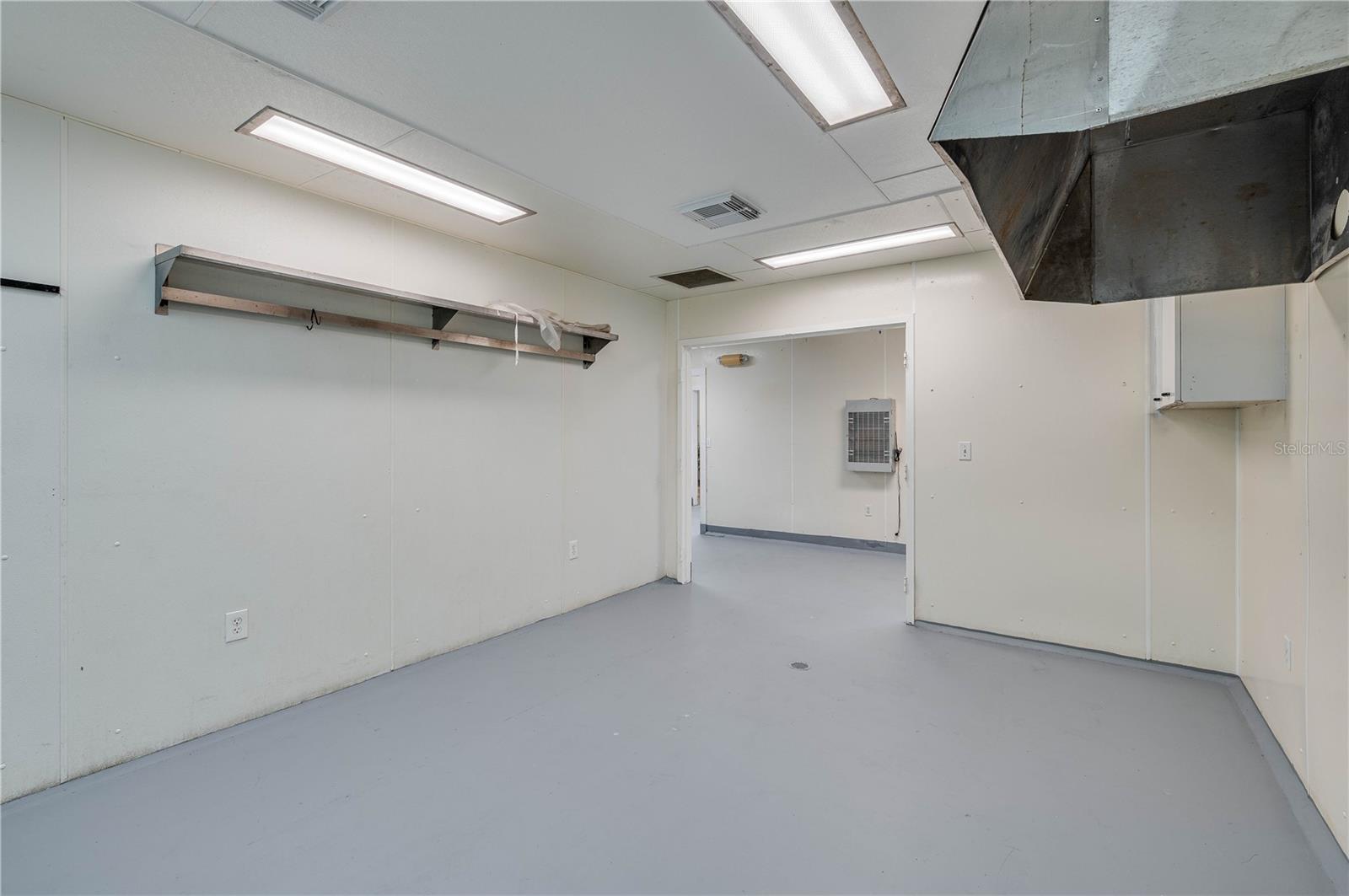 Commercial Dishwashing Room Set Up
