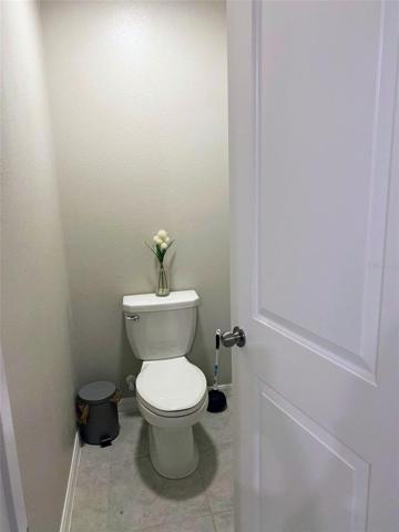 Master Bath has private toilet room.