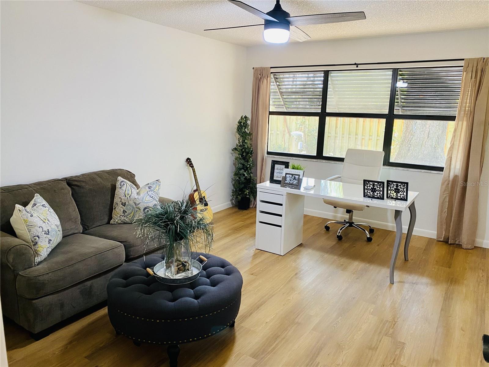 Flex Room