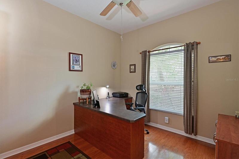 Office/Den 