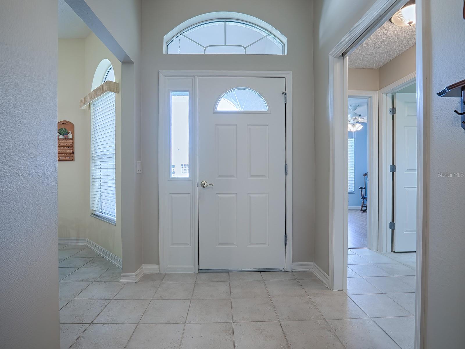 LIGHT AND BRIGHT FOYER