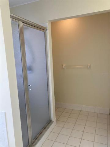 MASTER BATH WALK-IN SHOWER