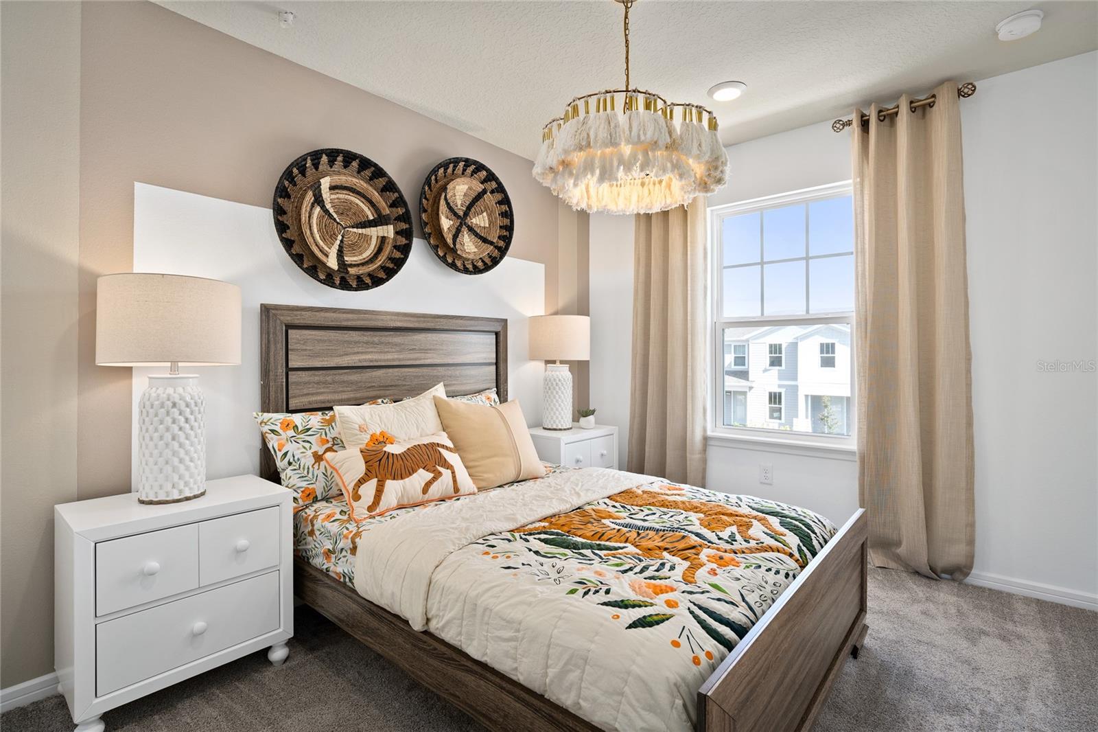 Model Home Design. Pictures are for illustrative purposes only. Elevations, colors and options may vary. Furniture is for model home staging only.