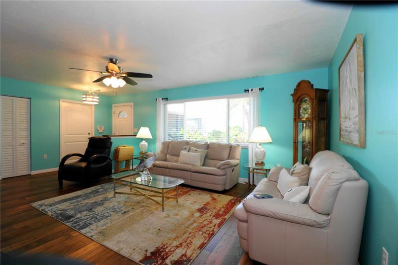 Spacious Living Room