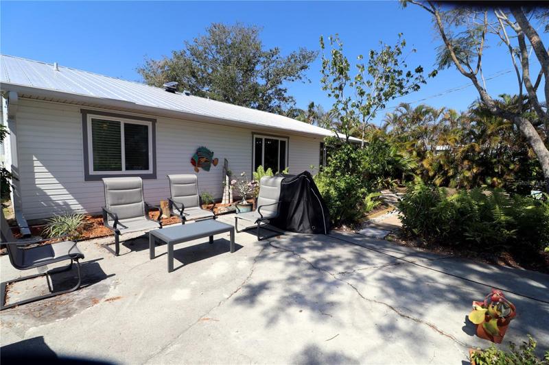 Large open patio area. 