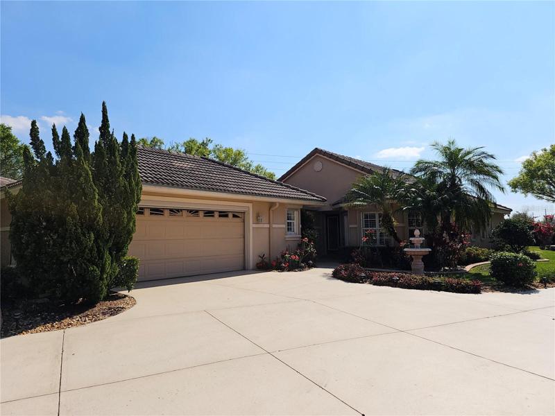 217 Lake Region Blvd S