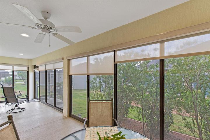 Rear Lanai with Shades