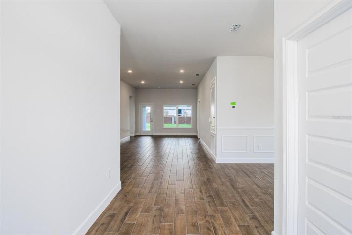 Foyer / Family Room