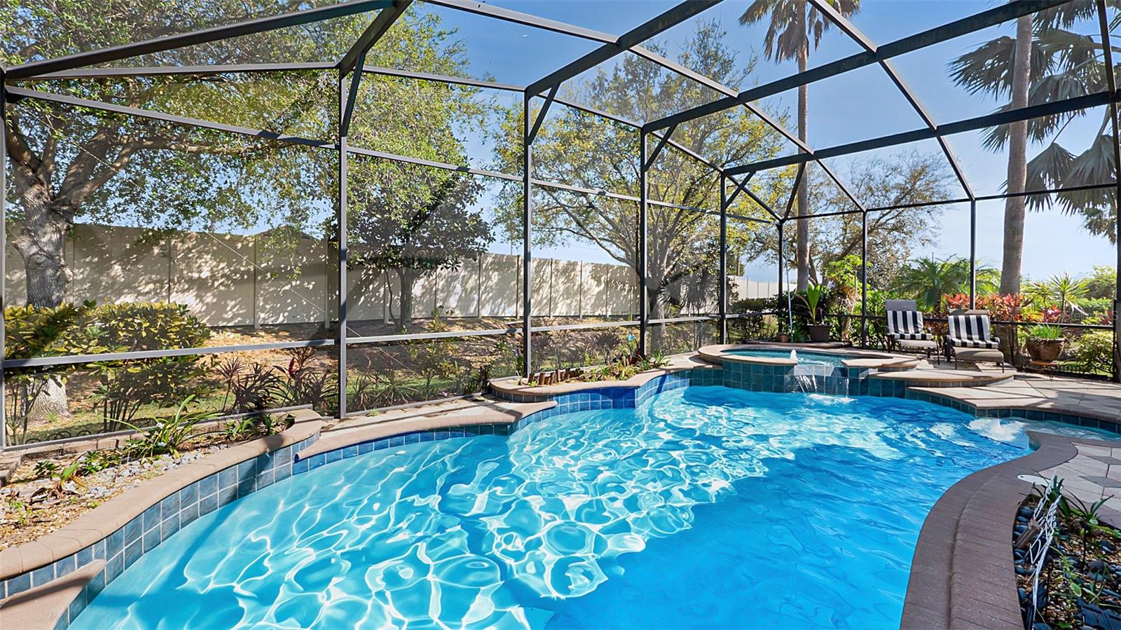 Screened in Pool