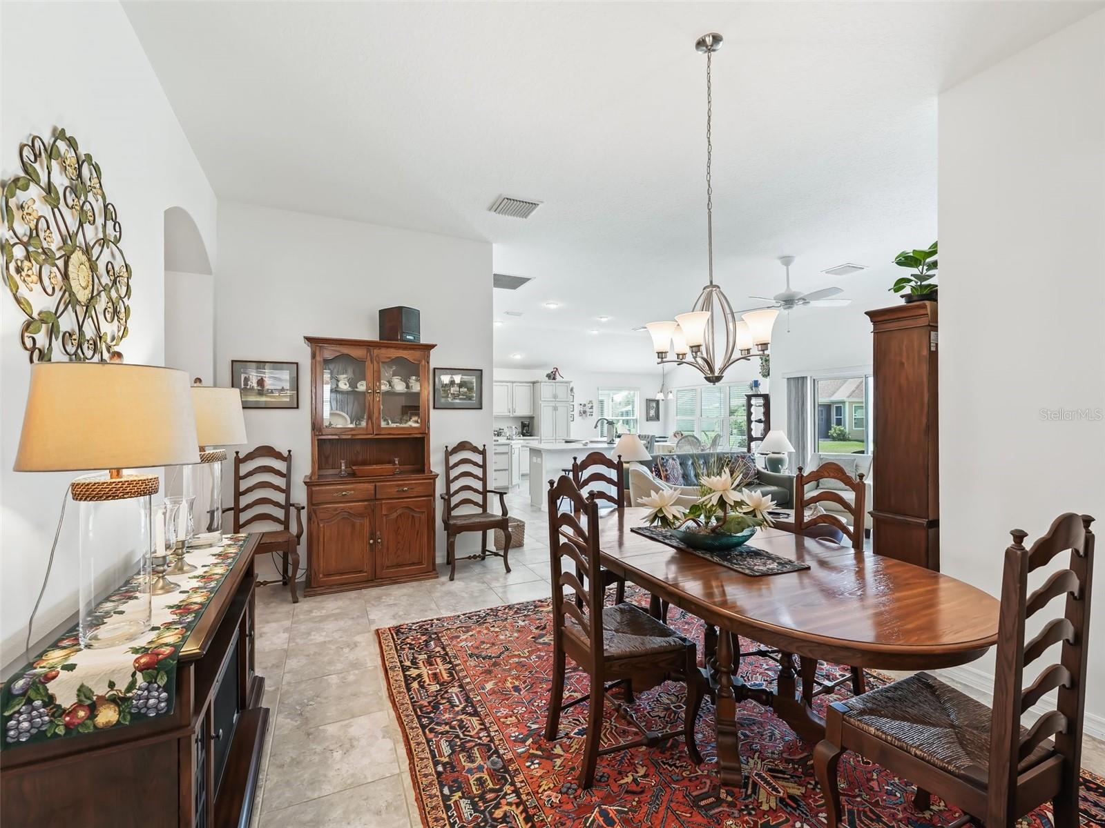 Roomy Dining room