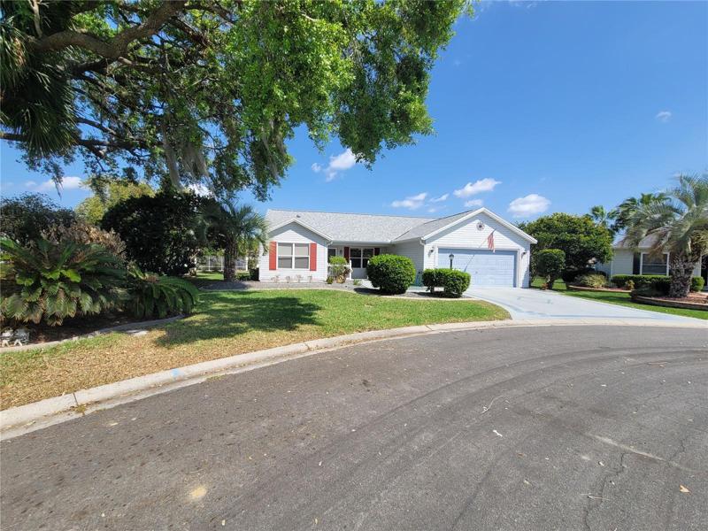 Gorgeous pie shaped homesite with lots of trees providing privacy and shade