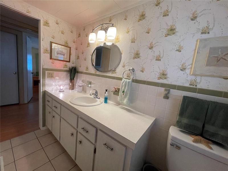 Great size bathroom