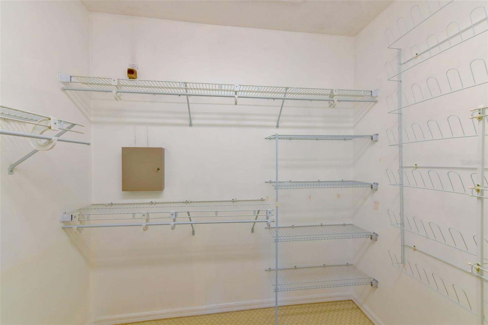 Main bedroom walk-in closet
