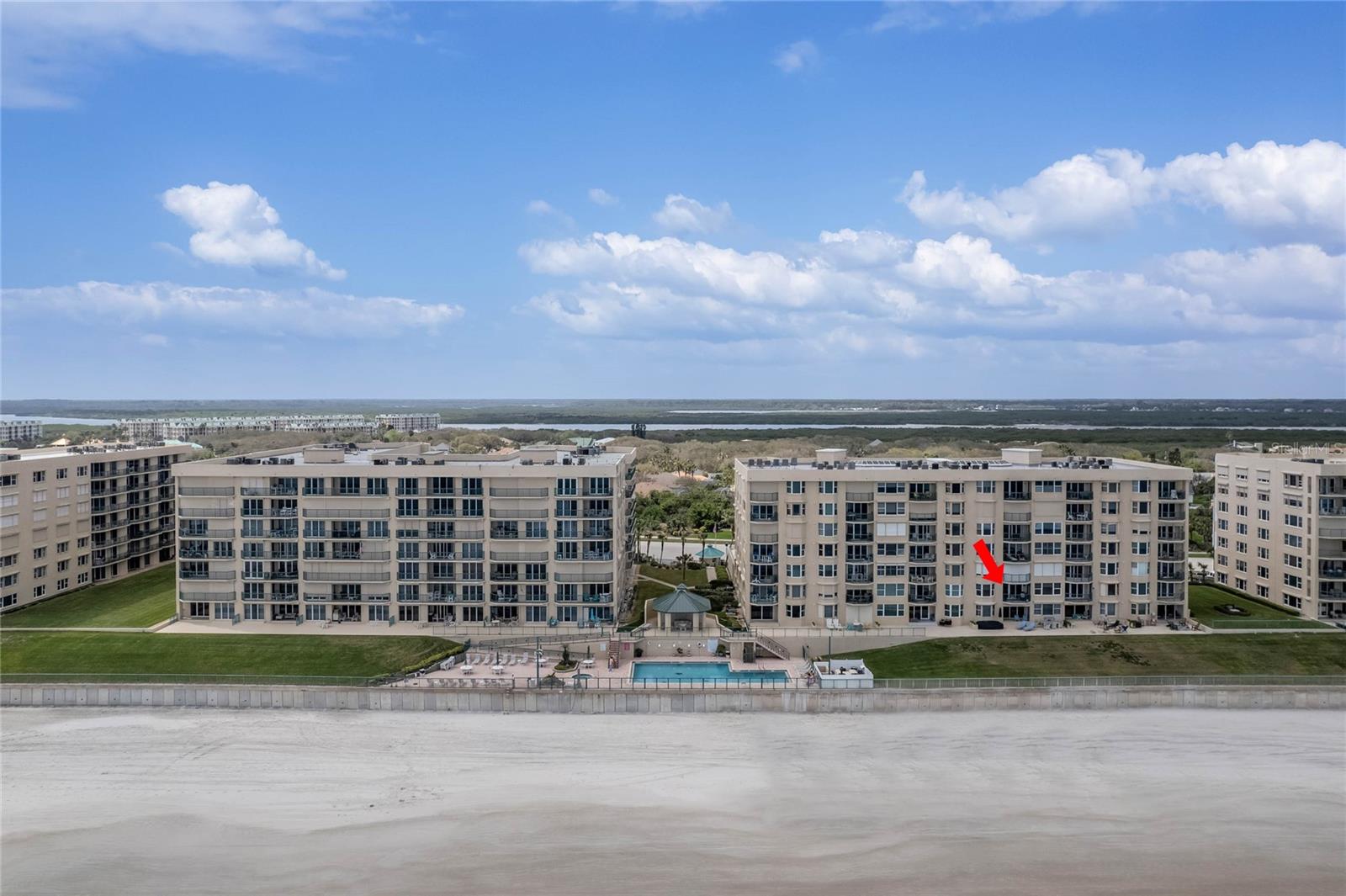 Amazing view and 2nd floor conveniences.