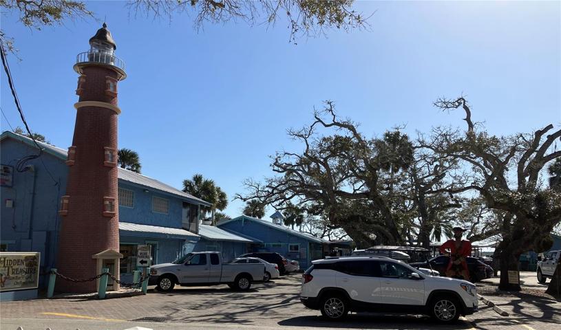 Hidden Treasure Bar and Grill is the closest eatery to the Lighthouse.