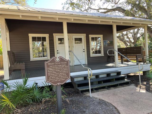 One of two historic buildings at the Ponce Inlet museum.