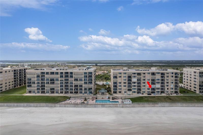 Amazing view and 2nd floor conveniences.