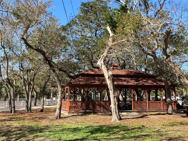 Picnic area outside of the Lighthouse.