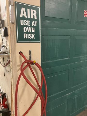 Convenient air-hose.