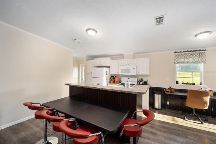 ROOMY KITCHEN WITH EAT AT BAR