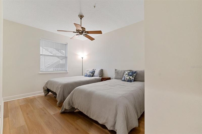 guest room 2