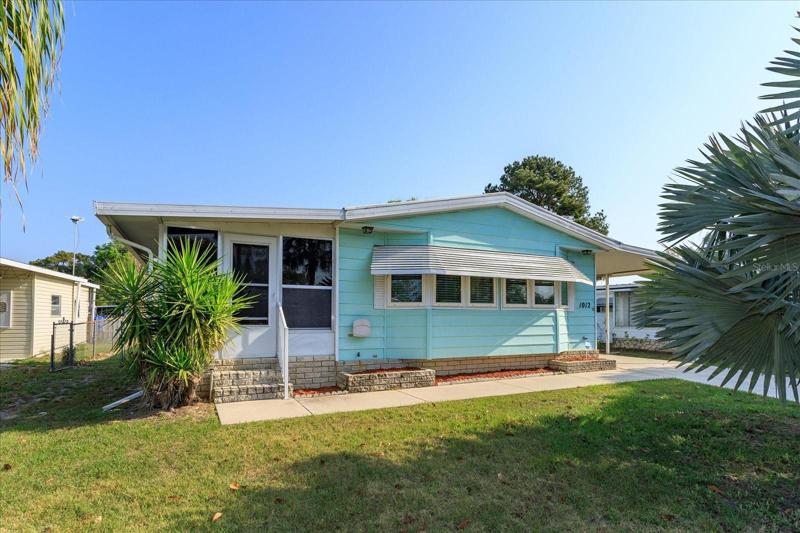 Front of 1012 Belmont Cir